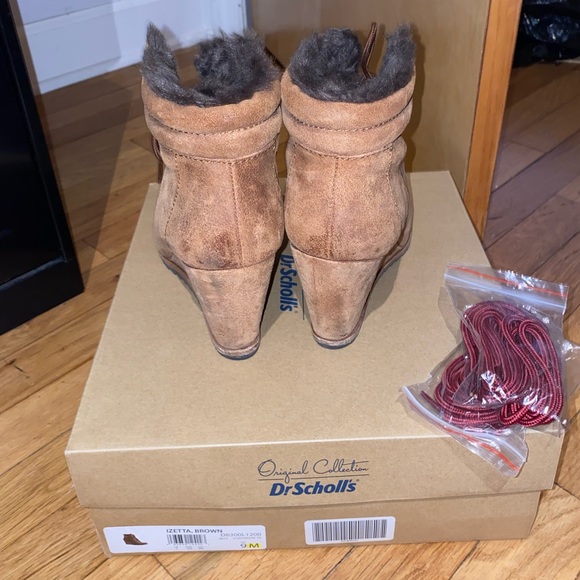 Wedge heel Booties - Picture 2 of 3